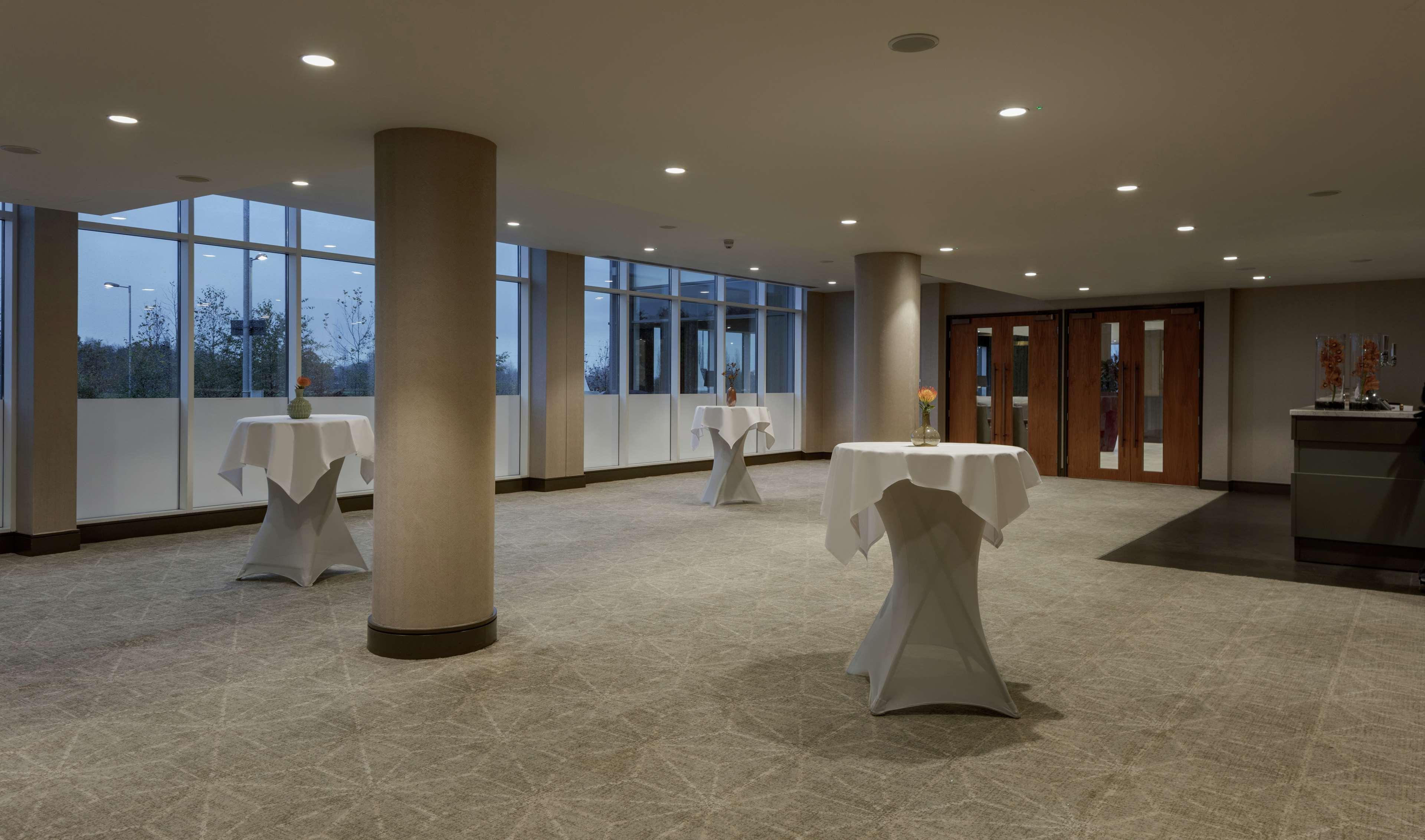 Hilton Southampton - Utilita Bowl Hotel Екстериор снимка