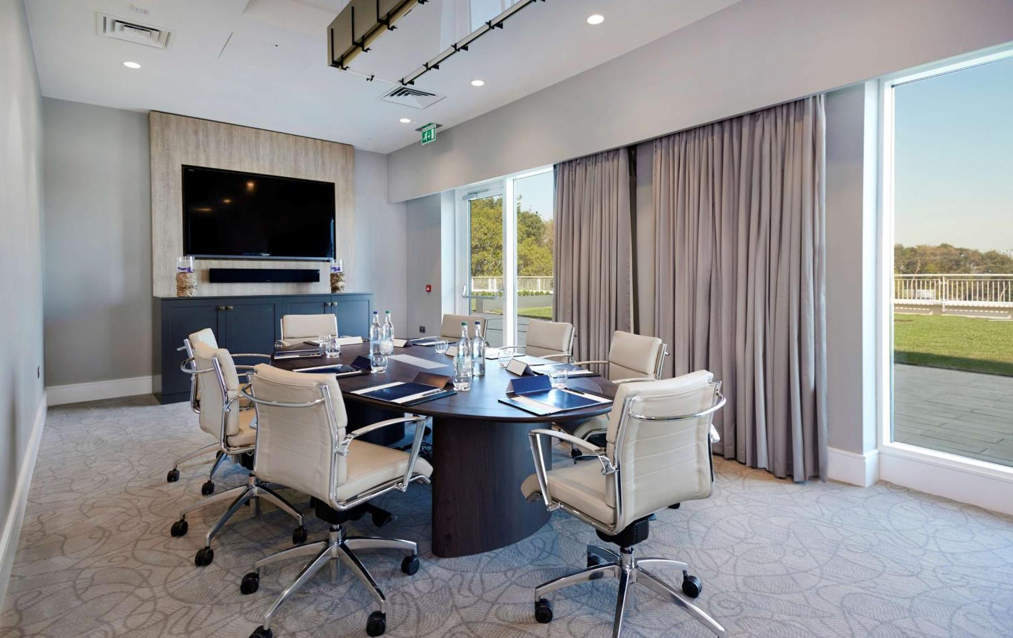 Hilton Southampton - Utilita Bowl Hotel Екстериор снимка